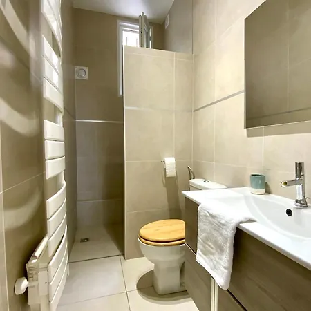 Groomi Urban Escape - Modern And Spacious! Holiday home Montpellier